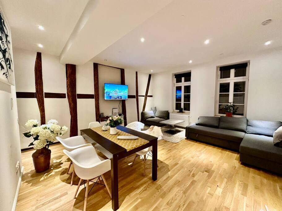 Wohnung Am Schloss 2 - Bestes Apartment In Вайльбург Экстерьер фото